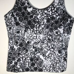 Chico’s Travelers Slinky Floral Designs Top 3L